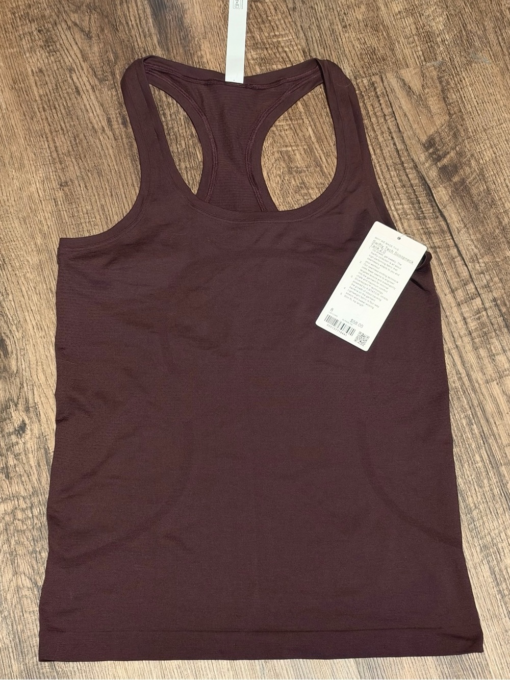 Lululemon Swiftly Tech Scoopneck Tank 2.0 - Black Plum